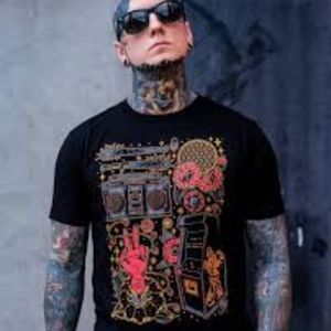 Lost World Men's Medium Tshirt